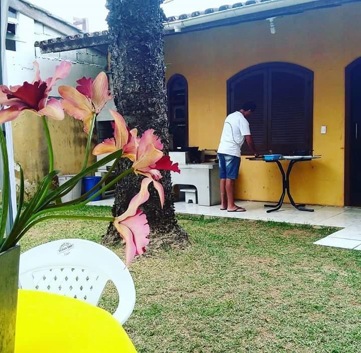 Hostel Balneario Copacabana Caraguatatuba Exterior photo